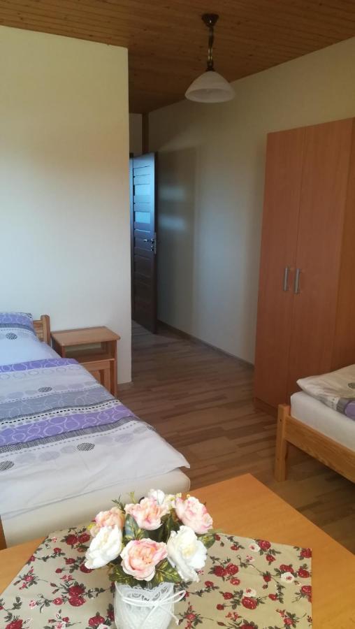 Rekreacne Zariadenie Chmelisko Pruzina Εξωτερικό φωτογραφία